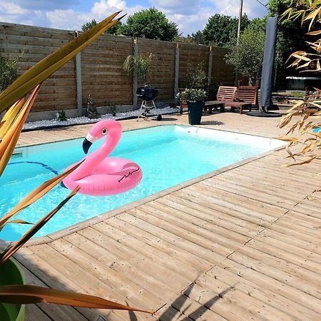 Villa Tiny House Avec Jardin Et Acces Piscine Chauffee Saint-Médard-en-Jalles Exterior foto